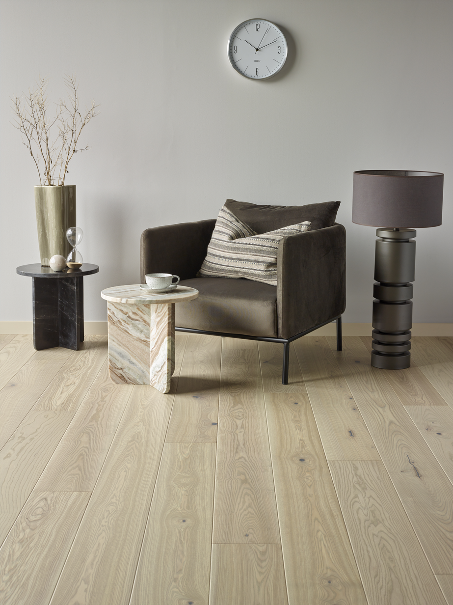 Saga Exclusive Titan Ash Parkett