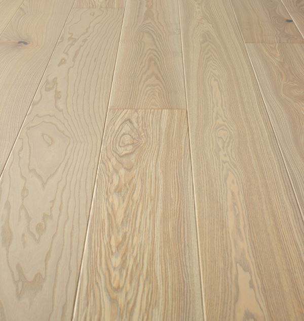 Saga Exclusive Titan Ash Parkett