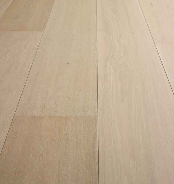 Saga Hardwood Skomvær Herdet Tregulv