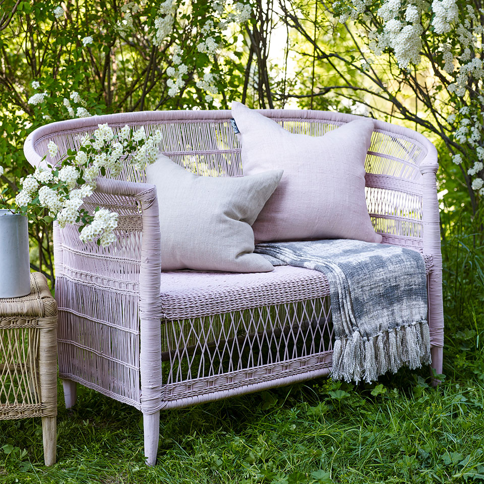 Marmor rosa kurvsofa