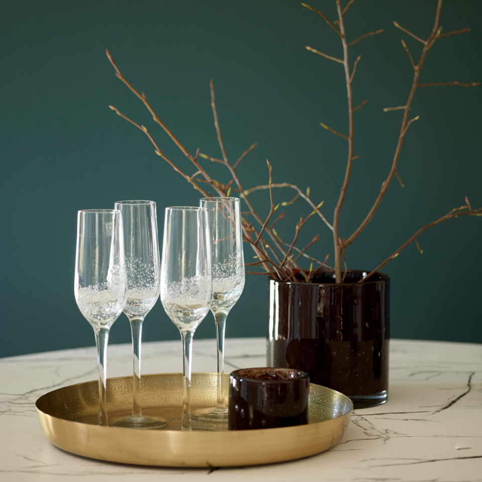 Mynte mørk grønn vegg