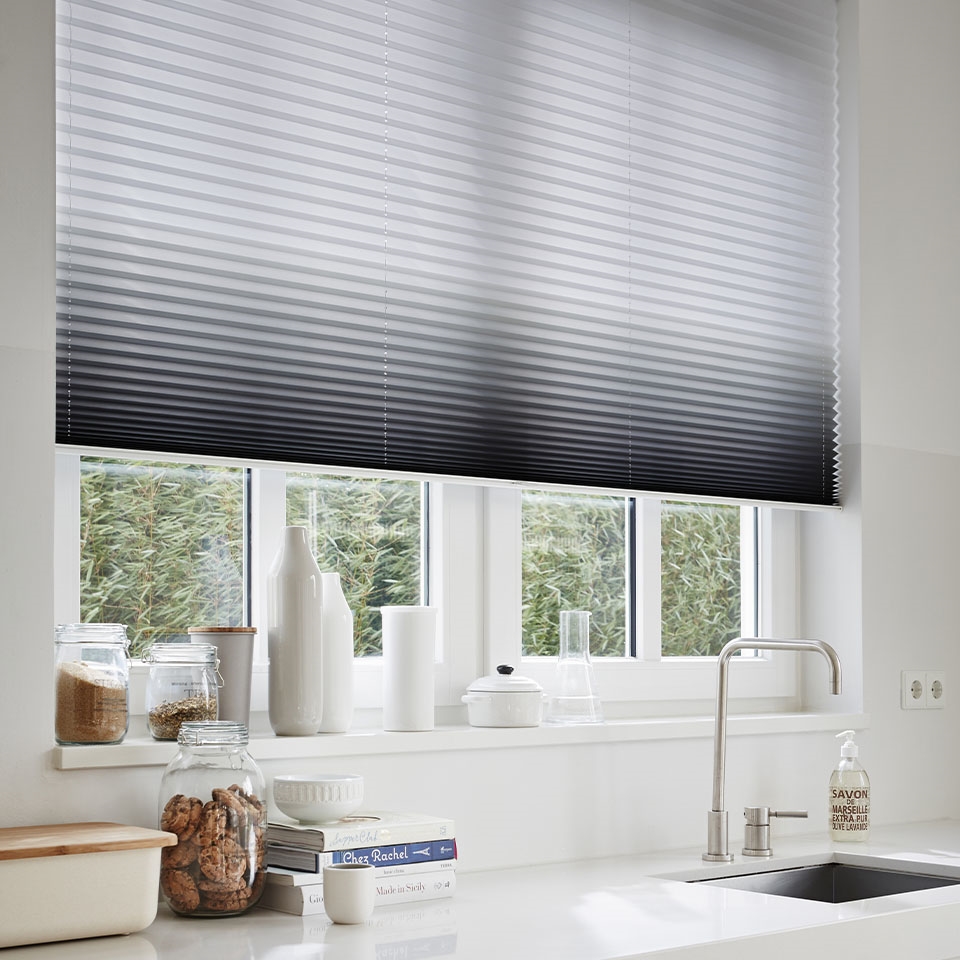 Kjøkkengardin med dustblock-behandling