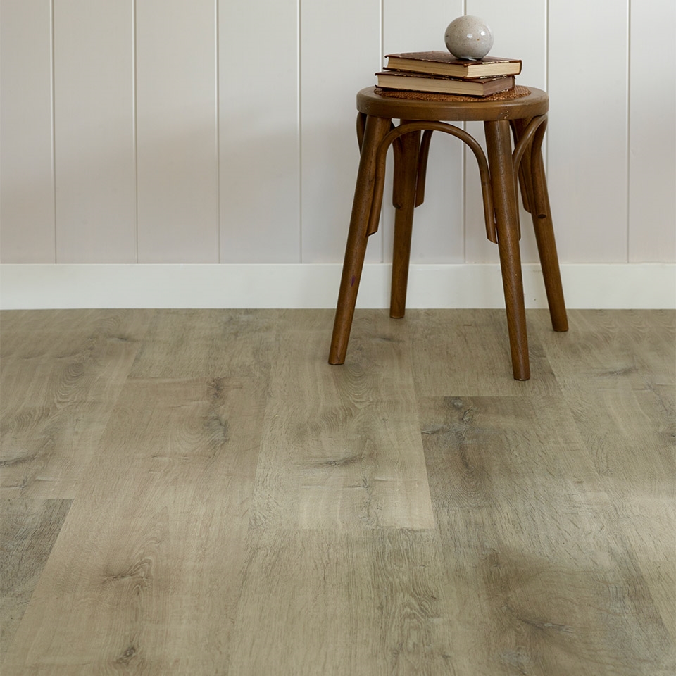 Rigid essential oak grey