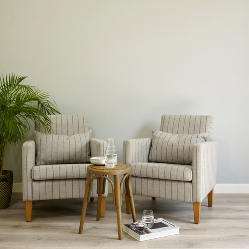 Sølvgrønn farge stue